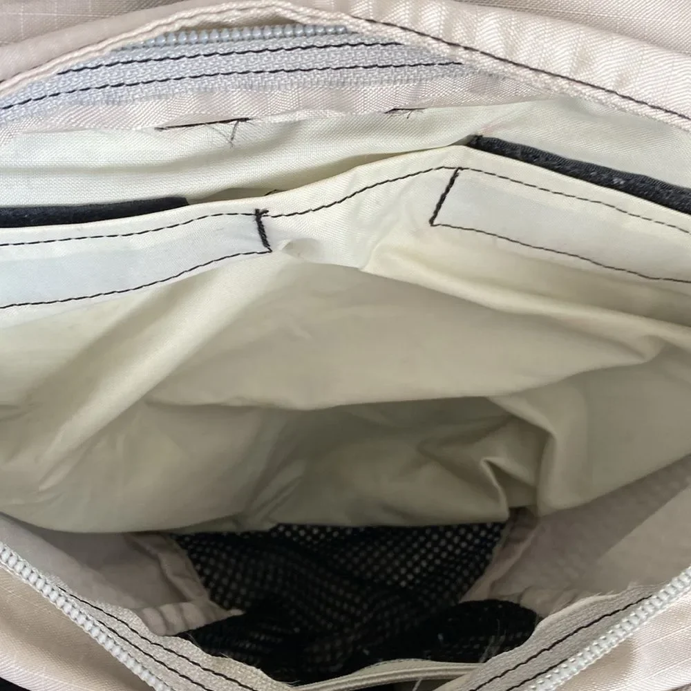 The North Face Black & Navy Blue Water Hiking Waist bag Backpack Large Pockets